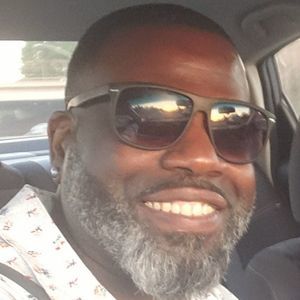 Meet your Posher, Dedric